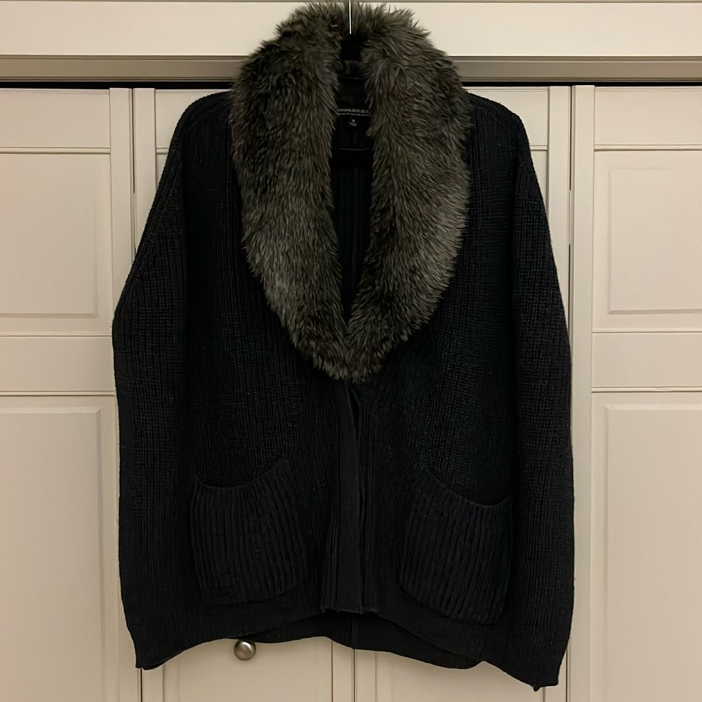 Banana Republic merino wool poncho with removable faux fur collar